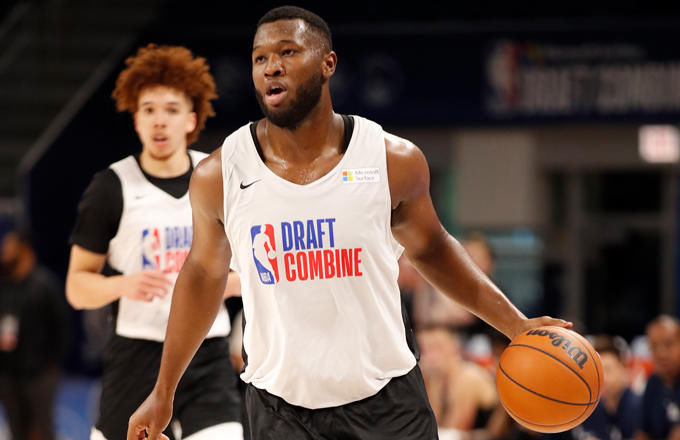 Igrač drafta NBA lige 2021. Recan Grey